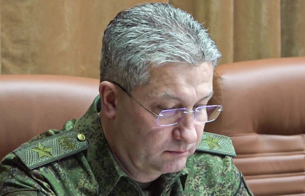 СМИ: Замминистра обороны Иванов не признал вину в получении взятки