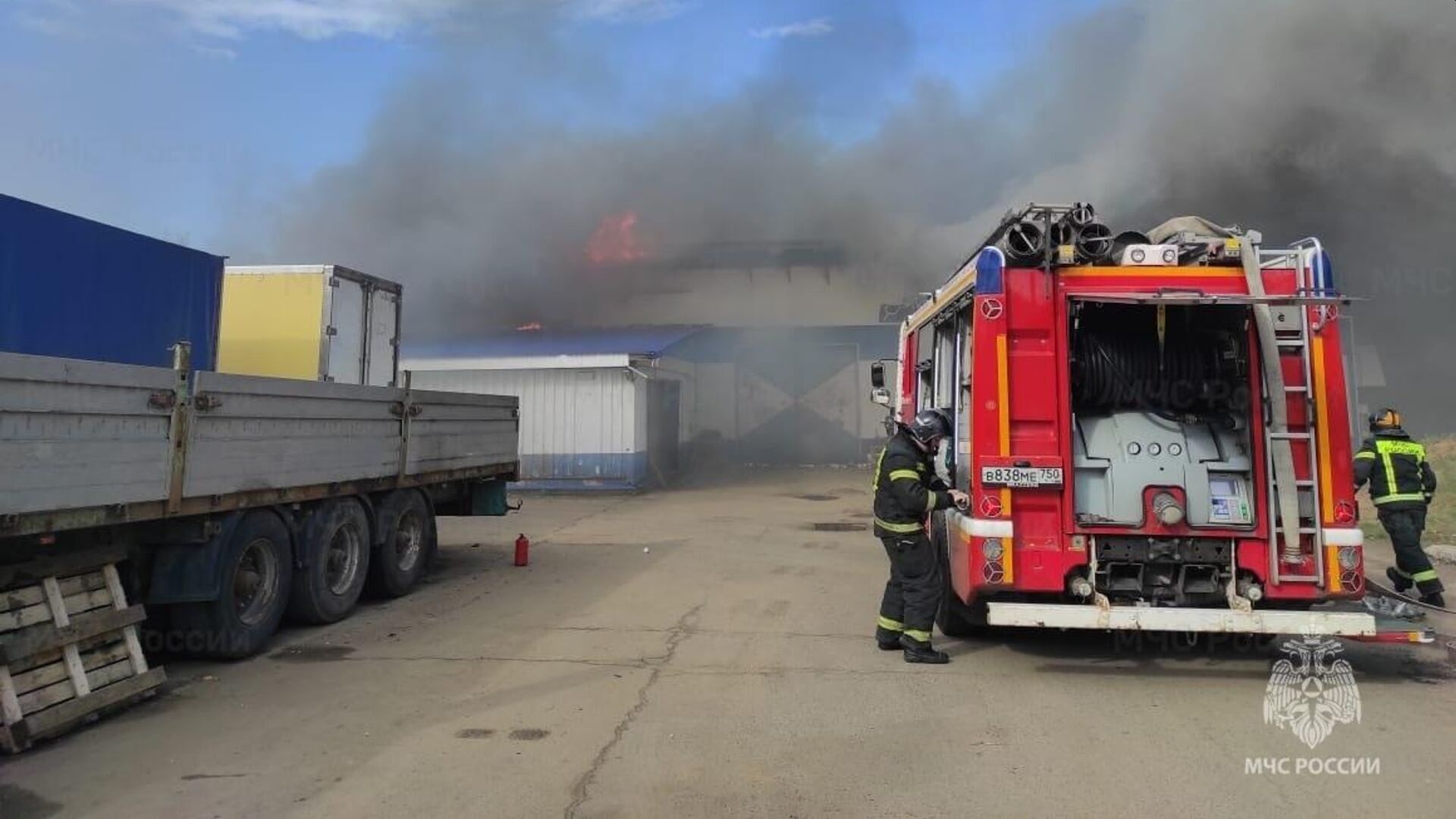 Пожар на складе в Наро-Фоминске ликвидировали